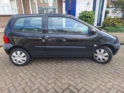 Zwart Gebruikt 2005 Renault Twingo Hatchback | € 1.000 (Eerlijke prijs)