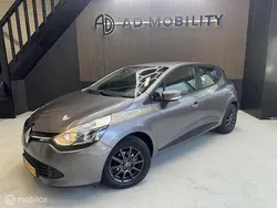Grijs Gebruikt 2015 Renault Clio IV Expression Hatchback | € 7.900 (Eerlijke prijs)