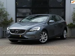Grijs Gebruikt 2017 Volvo V40 Inscription Stationwagen | € 17.245 (Eerlijke prijs)