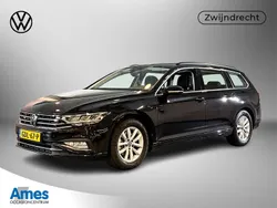 Zwart, metallic lak Gebruikt 2023 VW Passat Business Stationwagen | € 31.995 (Super prijs)