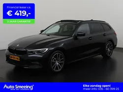 Blacksapphire metallic (475) Gebruikt 2020 BMW 330e Sport Line Stationwagen | € 32.895 (Eerlijke prijs)