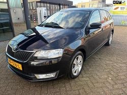 Zwart Gebruikt 2015 Skoda Rapid Style Hatchback | € 8.999 (Goede deal)