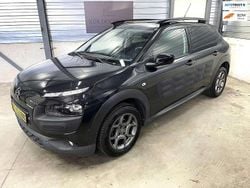 Zwart Gebruikt 2017 Citroën C4 Cactus PureTech Hatchback | € 9.250 (Eerlijke prijs)