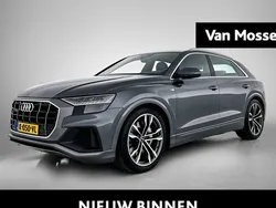 Grijs Gebruikt 2021 Audi Q8 Proline SUV | € 68.900 (Goede deal)