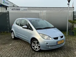 Blauw Gebruikt 2009 Mitsubishi Colt Hatchback | € 1.749 (Eerlijke prijs)