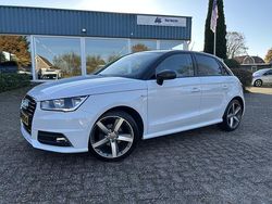 Wit Gebruikt 2016 Audi A1 Sportback S-Line Hatchback | € 12.995 (Eerlijke prijs)