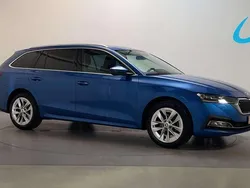 Blauw Gebruikt 2020 Skoda Octavia First Edition Stationwagen | € 16.450 (Eerlijke prijs)