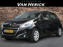 Zwart Gebruikt 2017 Peugeot 208 Hatchback | € 7.445 (Goede deal)