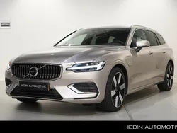 Grijs Gebruikt 2024 Volvo V60 Stationwagen | € 48.995 (Eerlijke prijs)