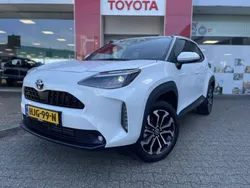 Wit Gebruikt 2024 Toyota Yaris Cross SUV | € 28.795 (Eerlijke prijs)