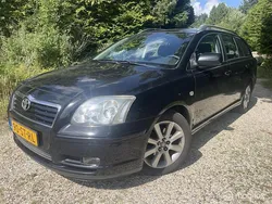 Zwart Gebruikt 2006 Toyota Avensis Luna Stationwagen | € 1.999 (Eerlijke prijs)