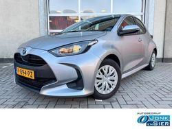 Zilver Gebruikt 2022 Toyota Yaris Active Hatchback | € 19.990 (Eerlijke prijs)