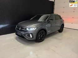 Grijs Gebruikt 2024 VW T-Roc R-line SUV | € 37.500 (Iets duurder)