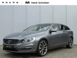 Grijs Gebruikt 2016 Volvo V60 Stationwagen | € 18.950 (Eerlijke prijs)