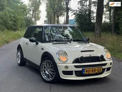Wit Gebruikt 2005 Mini John Cooper Works Hatchback | € 4.399