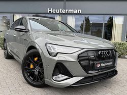 Grijs Gebruikt 2022 Audi e-tron Black Edition SUV | € 41.950