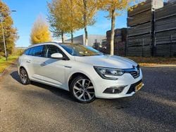 Wit Gebruikt 2016 Renault Mégane GrandTour Bose Edition Stationwagen | € 11.450 (Eerlijke prijs)