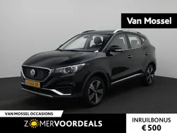 Zwart Gebruikt 2020 MG ZS Luxury Sedan | € 13.900 (Eerlijke prijs)
