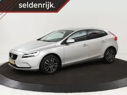 Grijs Gebruikt 2016 Volvo V40 Momentum Stationwagen | € 12.400 (Goede deal)