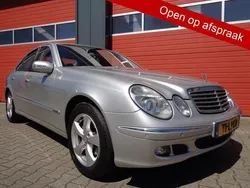 Grijs Gebruikt 2003 Mercedes E240 Avantgarde Sedan | € 5.950 (Eerlijke prijs)