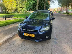 Blauw Gebruikt 2012 Ford Focus Titanium Stationwagen | € 3.930 (Eerlijke prijs)