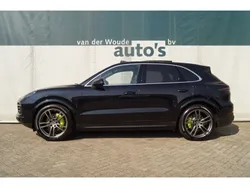 Zwart Gebruikt 2020 Porsche Cayenne Chrono SUV | € 89.900