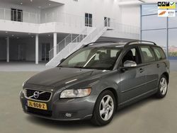 Grijs Gebruikt 2011 Volvo V50 Summum Stationwagen | € 3.450 (Eerlijke prijs)