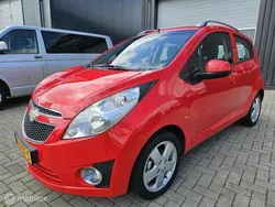 Rood Gebruikt 2010 Chevrolet Spark Hatchback | € 2.999 (Eerlijke prijs)