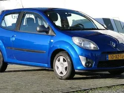 Blauw, metallic lak Gebruikt 2007 Renault Twingo Dynamique Hatchback | € 2.400 (Duur)