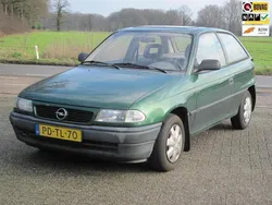 Groen Gebruikt 1996 Opel Astra Hatchback | € 1.750