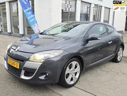 Grijs Gebruikt 2010 Renault Mégane Coupé Dynamique Coupé | € 3.499 (Goede deal)