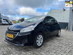 Zwart Gebruikt 2014 Peugeot 208 Access Hatchback | € 4.999 (Eerlijke prijs)