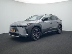 Grijs parelmoer Gebruikt 2025 Toyota bZ4X Premium SUV | € 43.980