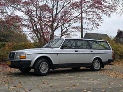 Zilver Gebruikt 1993 Volvo 240 Standard Stationwagen | € 8.500