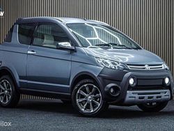 Grijs Gebruikt 2017 Aixam Crossline Premium Hatchback | € 9.450