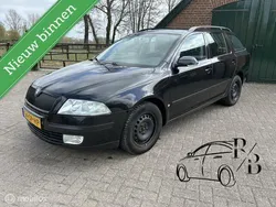 Zwart Gebruikt 2006 Skoda Octavia Ambiente Stationwagen | € 2.199