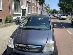 Grijs Gebruikt 2006 Opel Meriva Essentia MPV | € 1.950 (Eerlijke prijs)