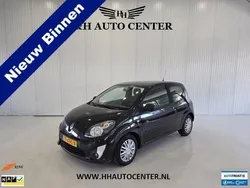 Zwart Gebruikt 2009 Renault Twingo Dynamique Hatchback | € 3.250 (Eerlijke prijs)