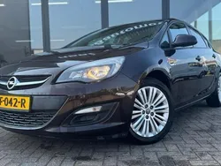 Bruin Gebruikt 2012 Opel Astra Sport Hatchback | € 4.450 (Eerlijke prijs)