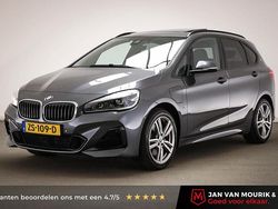 Grijs Gebruikt 2019 BMW 225 Active Tourer Executive MPV | € 22.900 (Iets duurder)