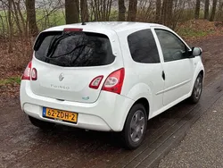 Wit Gebruikt 2012 Renault Twingo Collection Hatchback | € 3.995 (Eerlijke prijs)