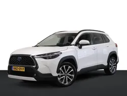 Wit Gebruikt 2023 Toyota Corolla Cross Style SUV | € 35.950 (Eerlijke prijs)