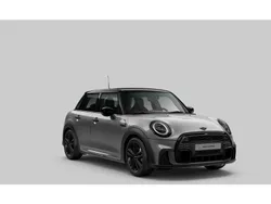 Moonwalk grey (grijs metallic) Gebruikt 2021 Mini Cooper Hatchback | € 24.880 (Duur)