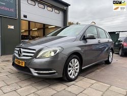 Grijs (metallic) Gebruikt 2014 Mercedes B180 Ambition MPV | € 6.999 (Eerlijke prijs)