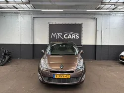Bruin Gebruikt 2009 Renault Grand Scénic III Privilege MPV | € 2.750 (Eerlijke prijs)