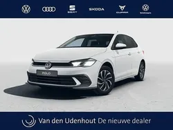 Wit Nieuw 2025 VW Polo Edition Hatchback | € 28.659 (Goede deal)