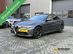Grijs Gebruikt 2019 Alfa Romeo Giulia Veloce Sedan | € 31.740 (Goede deal)