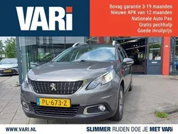 Grijs Gebruikt 2017 Peugeot 2008 SUV | € 12.499 (Eerlijke prijs)
