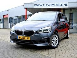 Grijs Gebruikt 2021 BMW 218 Executive Stationwagen | € 16.450 (Super prijs)