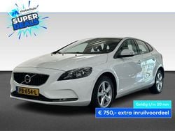 Wit Gebruikt 2017 Volvo V40 Stationwagen | € 12.895 (Goede deal)
